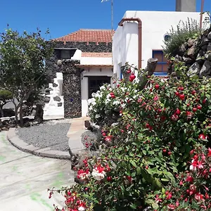 https://casa-el-vallito.in-canary-islands.com